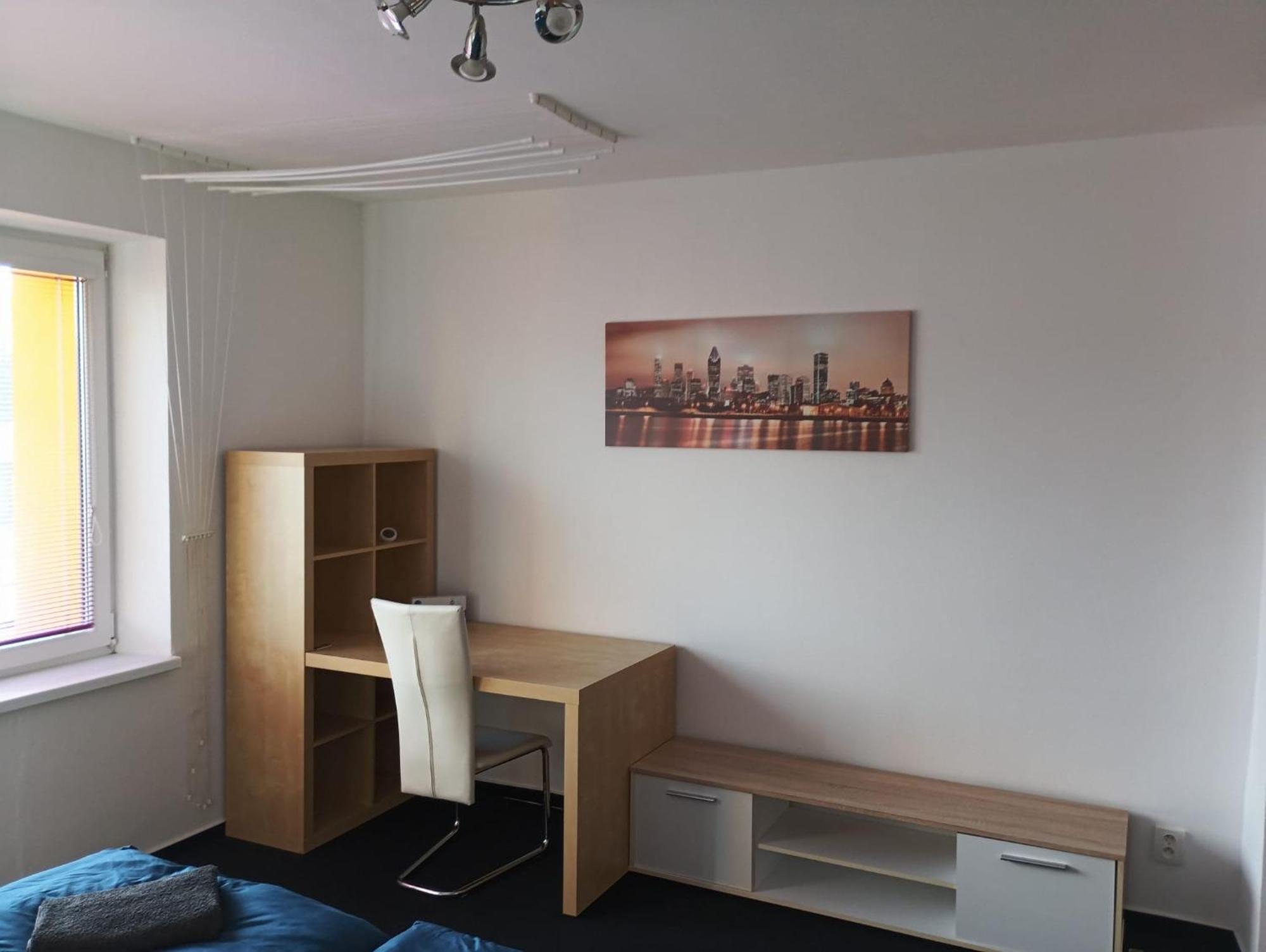 2 Bedroom, Kitchen And Terrace Ostrava Exterior photo